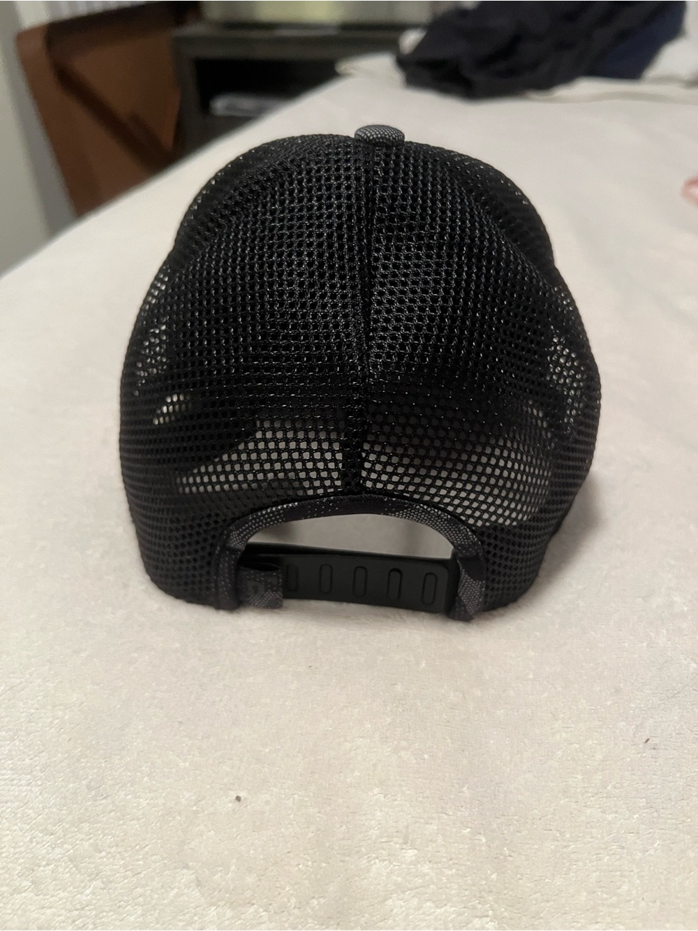 Lululemon Commission Hat Variegated Mesh Camo Black - Picture 3 of 4